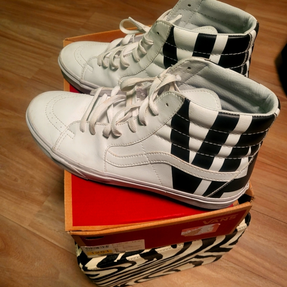 Vans / tru , Black and White